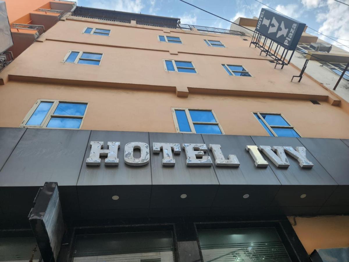 Hotel Ivy Plaza Luxury นิวเดลี ภายนอก รูปภาพ